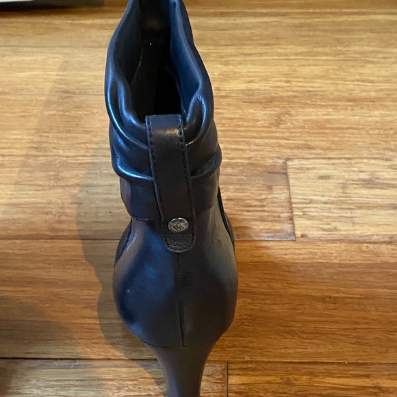 Black BCBG Generation Leather Booties - Picture 8 of 8